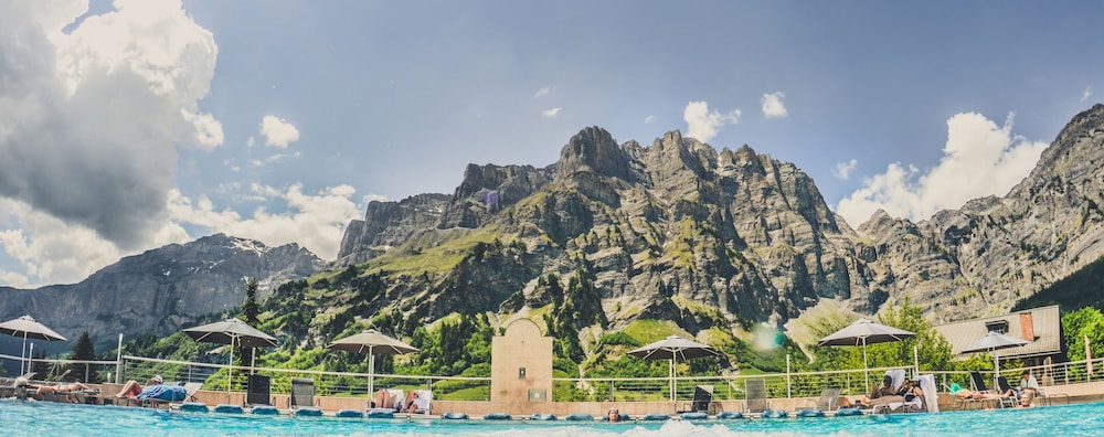 Thermal Hotels And Walliser Alpentherme Leukerbad 73/77