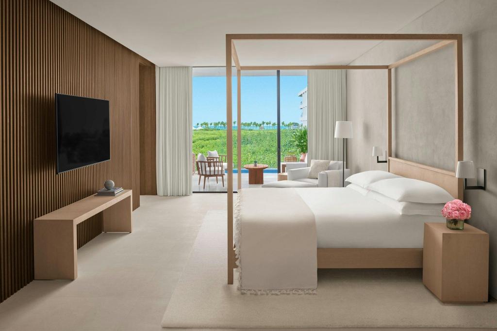1 Bedroom, Suite, King Bed, Private Poolterrace