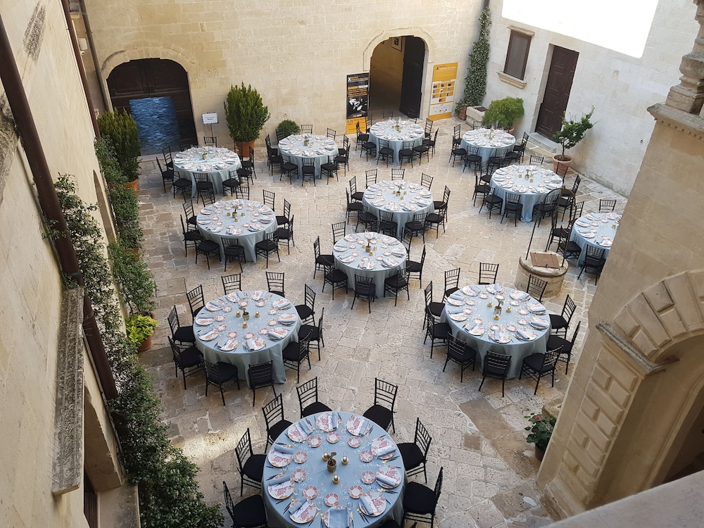 Palazzo Viceconte 51/64
