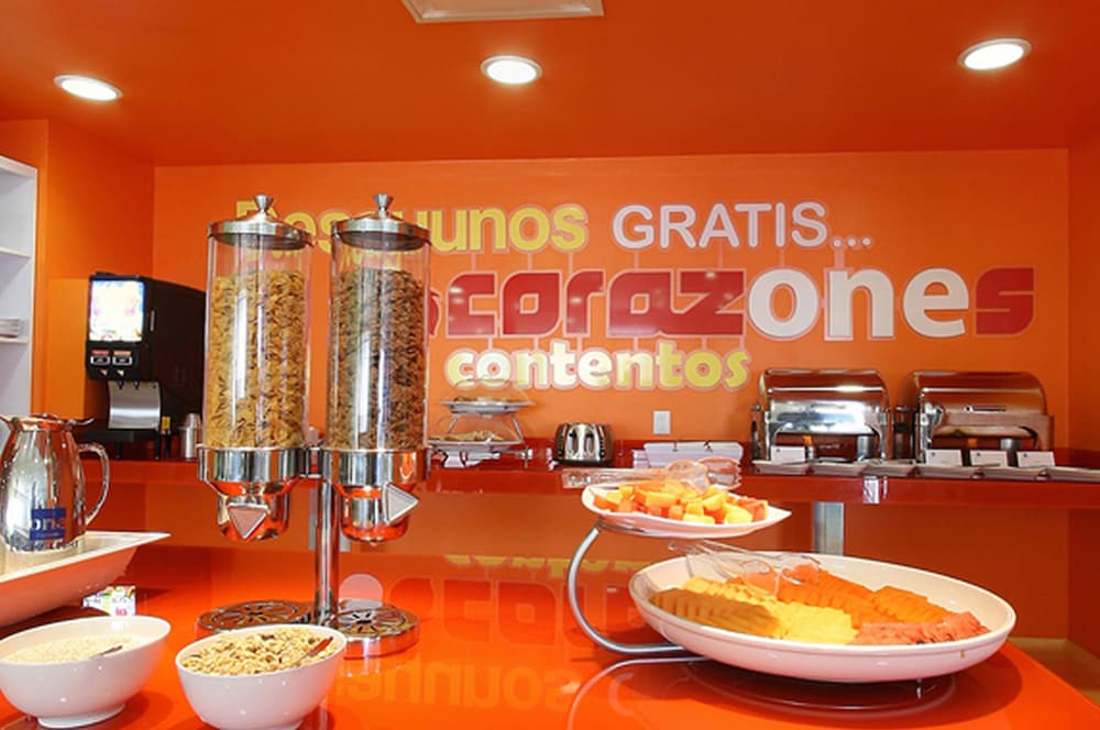 One Queretaro Aeropuerto Hotel 49/63