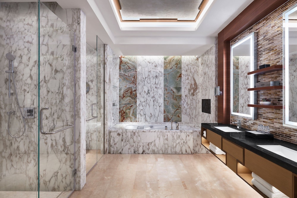 Sheraton Beijing Lize Hotel 20/65