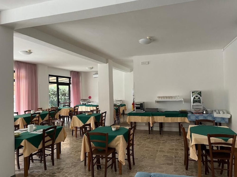 Hotel Villa Panda 13/16