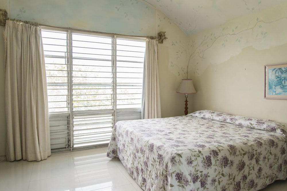 Montego Bay Club Beach Resort 24/50
