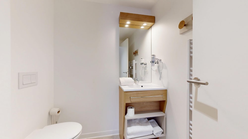 Apparthotel Privilodges Toulon Centre Gare 46/47