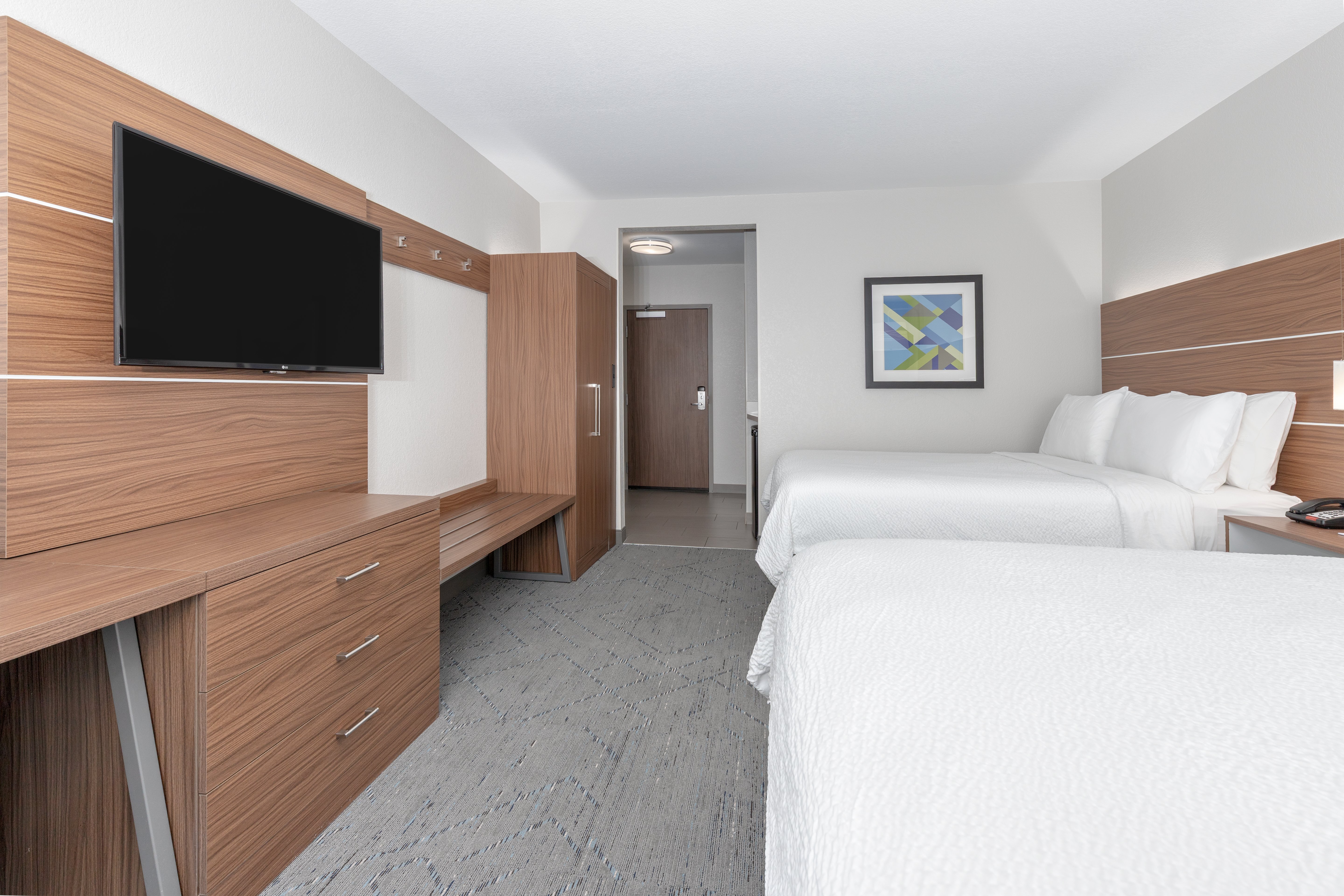 HOLIDAY INN EXPRESS & SUITES MOORE 30/75