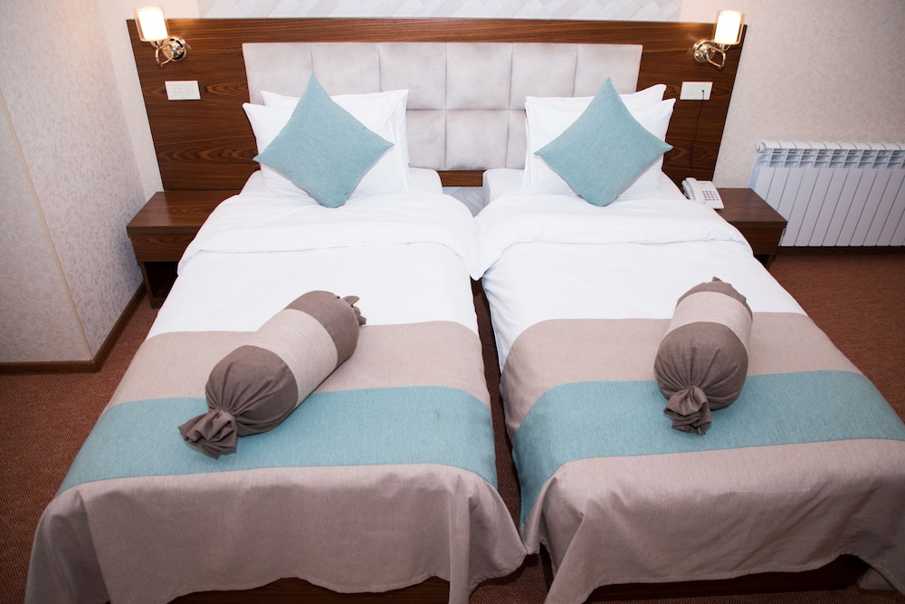 Auroom Hotel 15/40