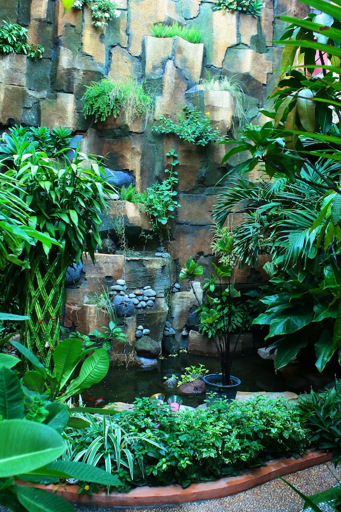 Hotel 1001 Malam 35/43