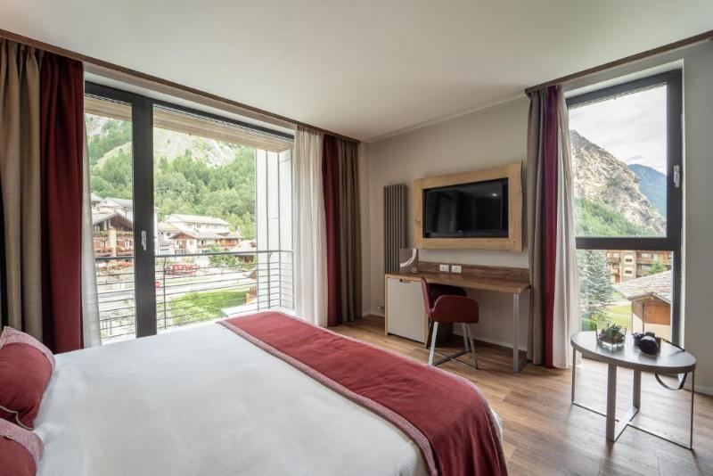 Superior, Single, Double Bed