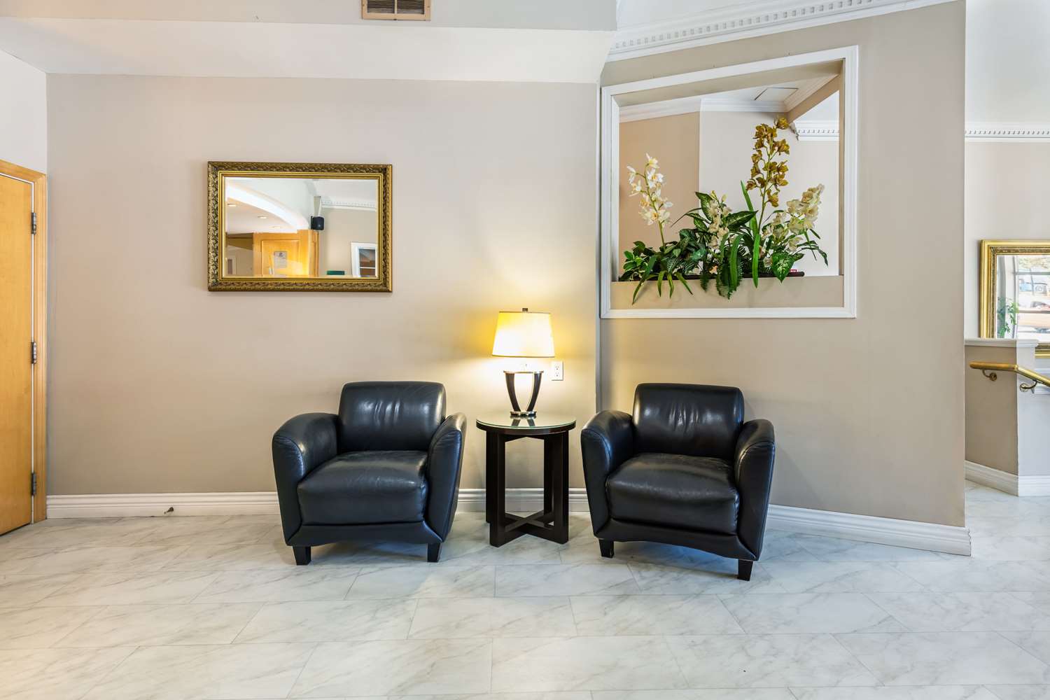 Quality Inn Downtown Inner Harbour 13/23