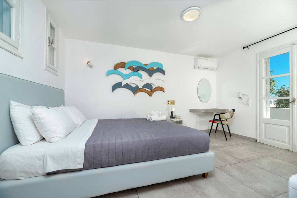 Maisonette, Twin Beds, Sea View, Sofa, Private Pool