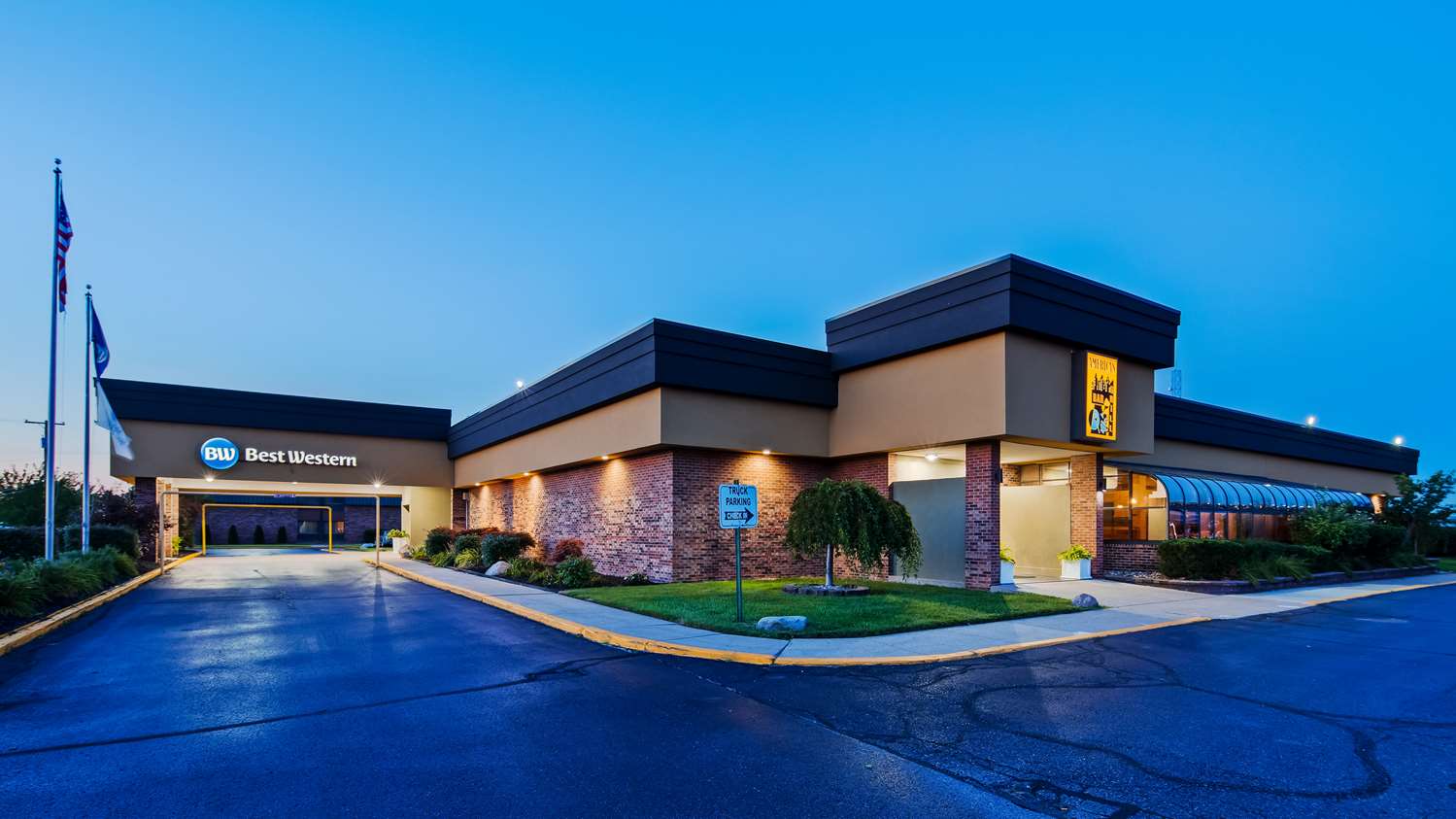 Best Western Woodhaven Inn 2/43