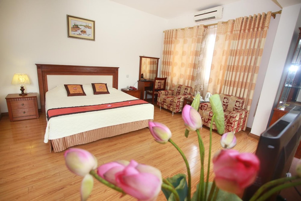 Hacinco Hotel 30/65