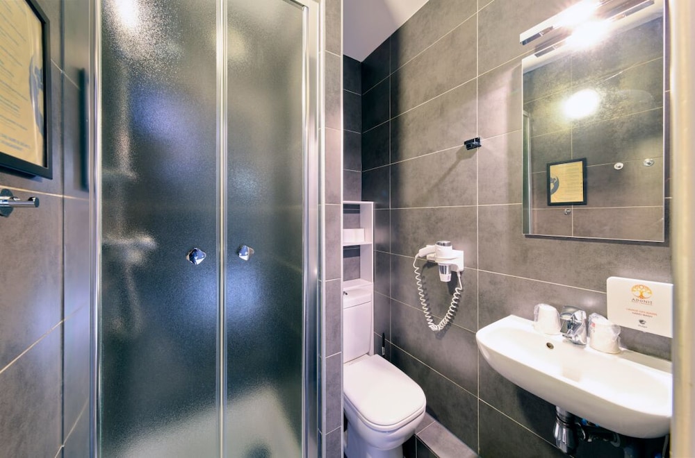 Adonis Hotel Strasbourg 49/50