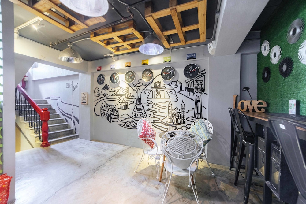 Reddoorz Plus Danlig Street Makati 14/28