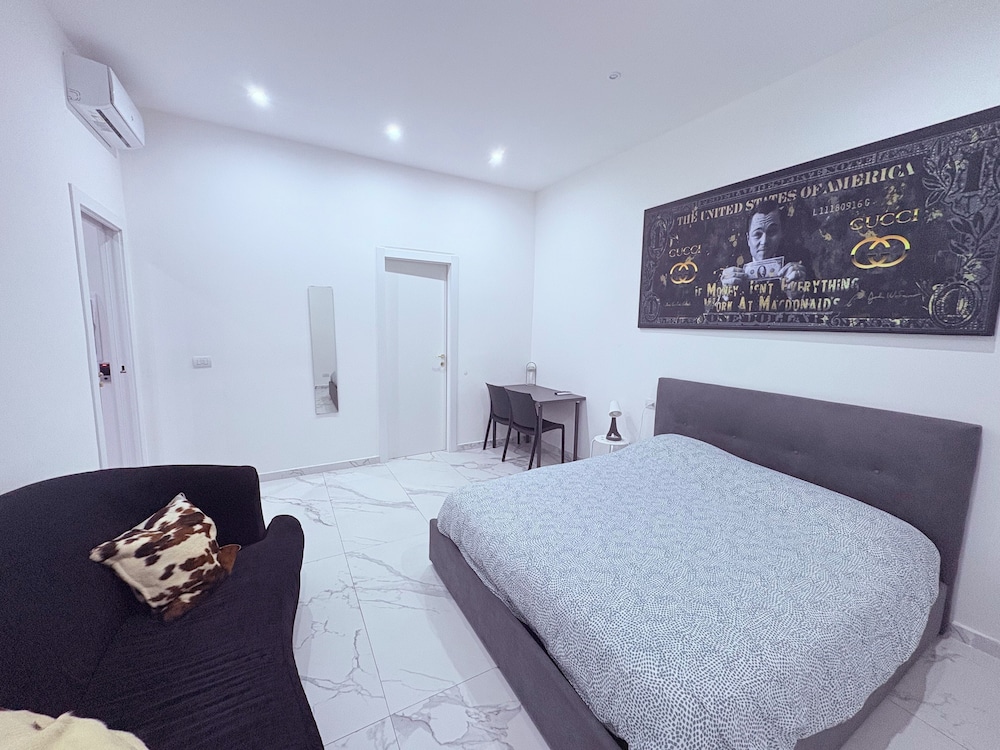 Junior, Town House, Double Bed, Courtyard View, Patio