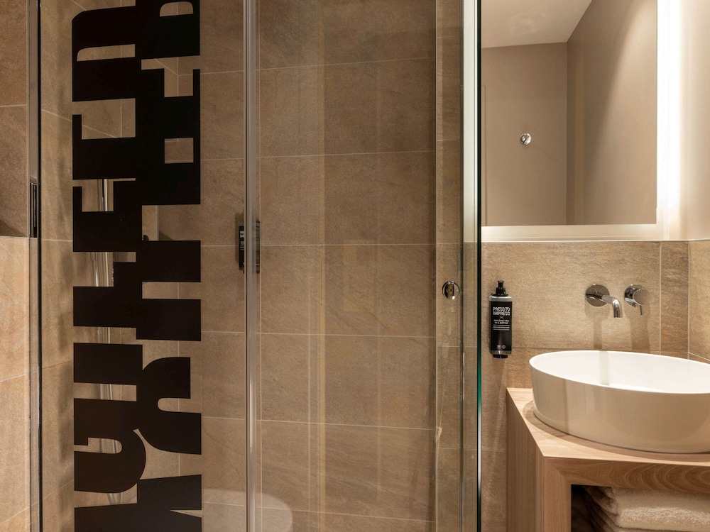 ibis Styles Bourg La Reine 48/50