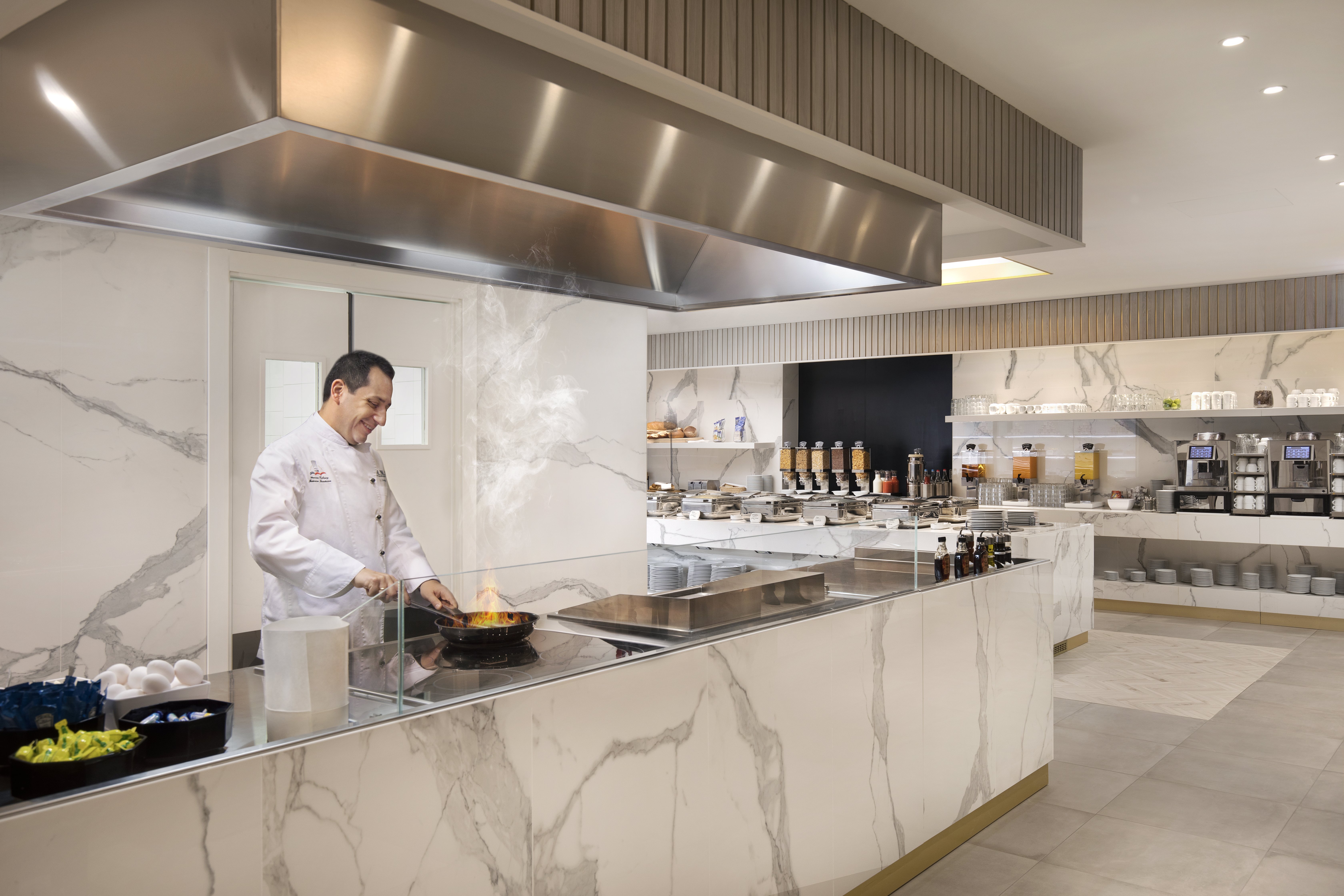 Crowne Plaza Zurich 8/50