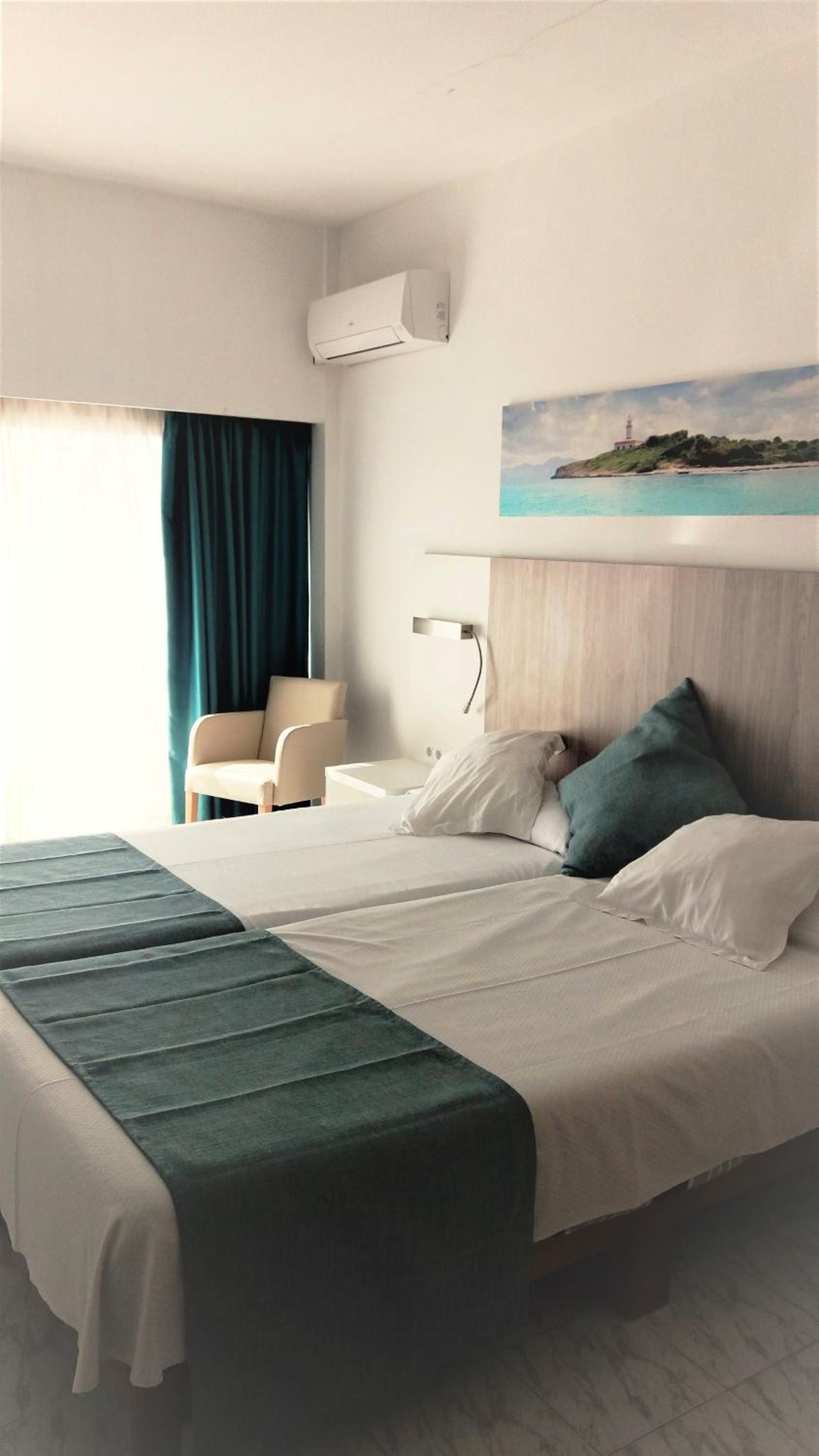 غرفة صغيرة مزدوجة، Hotel Amic Gala 2/3