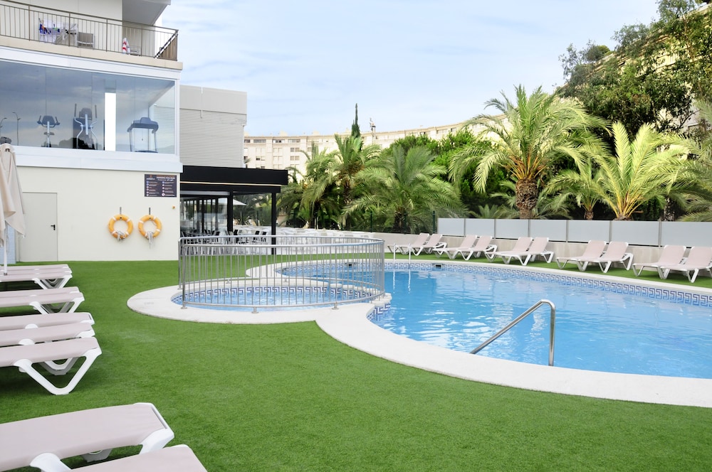 Prince Park Hotel 28/31
