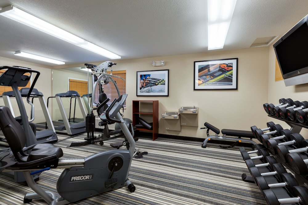 Candlewood Suites Medford 29/52