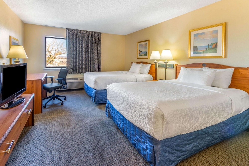 La Quinta Inn & Suites by Wyndham Las Cruces Organ Mountain 21/49