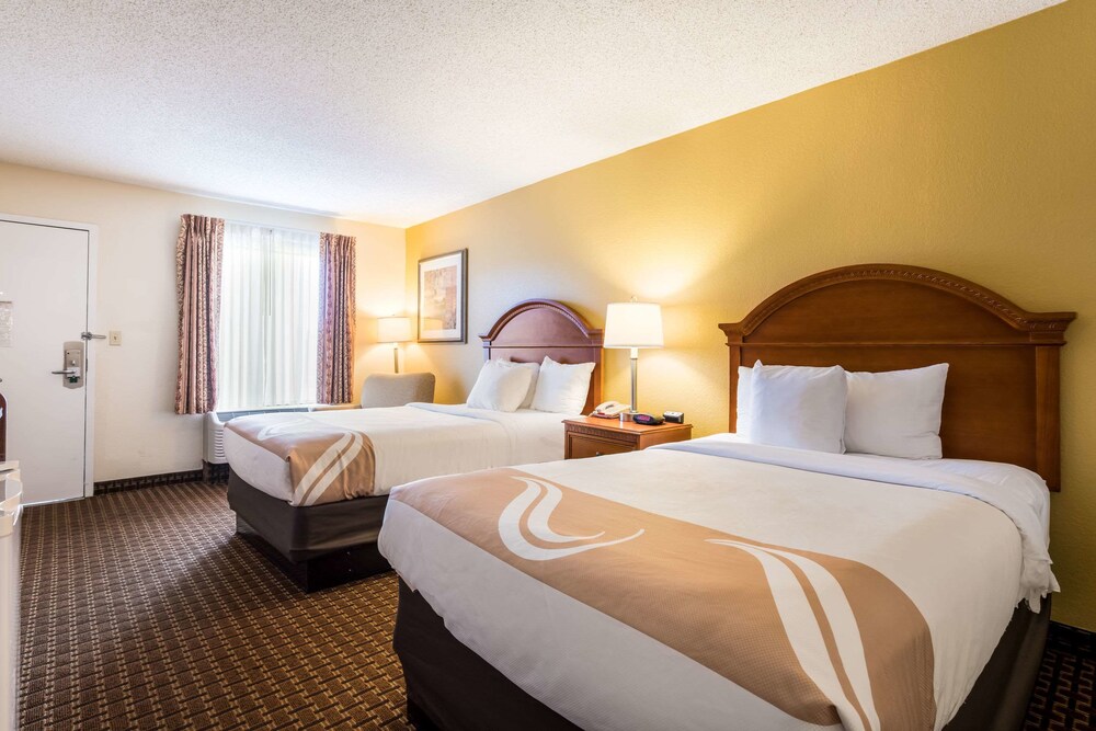Quality Inn Battleboro - Rocky Mount 14/38