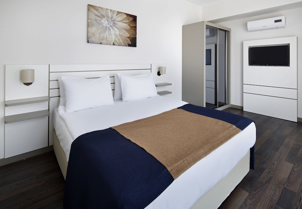 PRIME SUITES ATATURK AIRPORT HOTEL 19/54