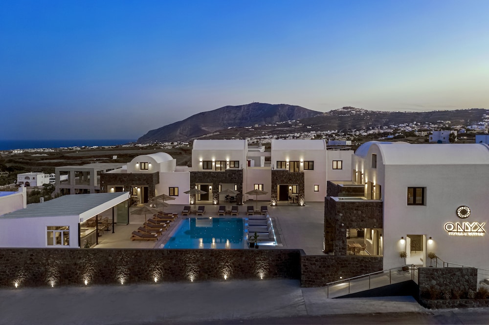 Onyx Hotel & Suites 2/60