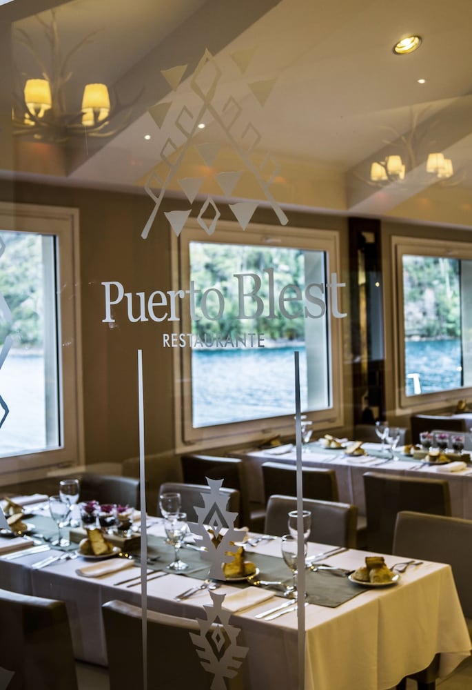 Hotel Puerto Blest 23/32