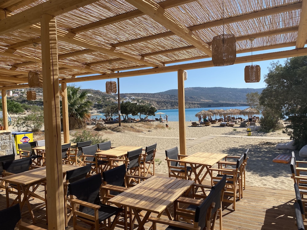 Helios Beach Hotel & Bungalows 36/48
