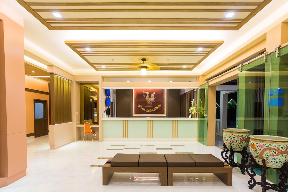 Swan Lake Hotel Sattahip 7/23