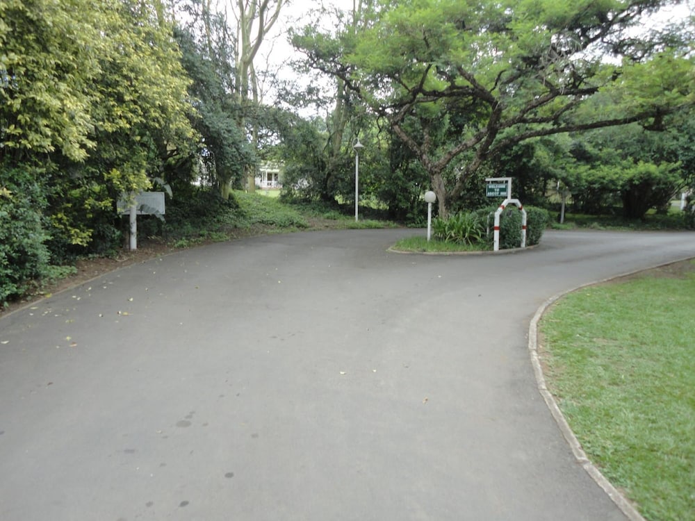 Ascot Inn 49/63