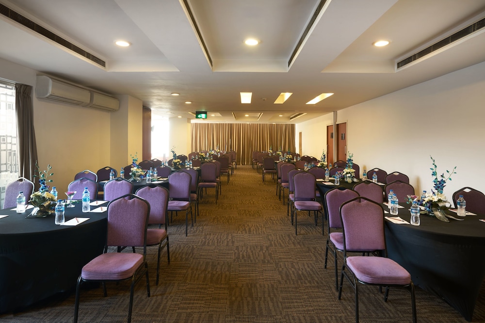 CASPIA HOTEL NEW DELHI SHALIMAR BAGH 61/67