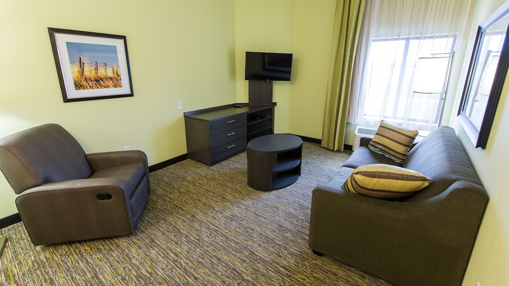 CANDLEWOOD SUITES OVERLAND PARK 32/59