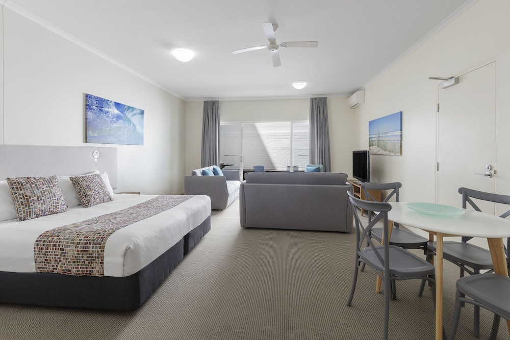 Ramada Resort by Wyndham Shoal Bay 35/87