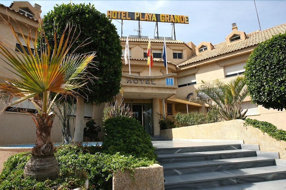 Hotel Playa Grande 1/29