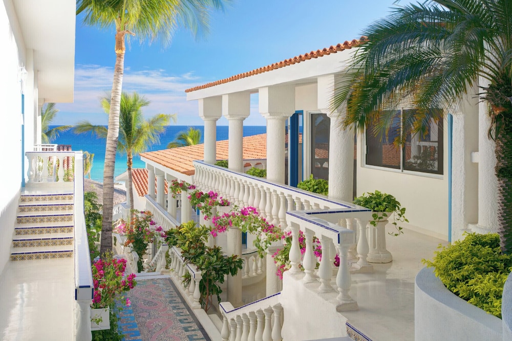 Mar del Cabo by Velas Resorts in CABO SAN LUCAS
