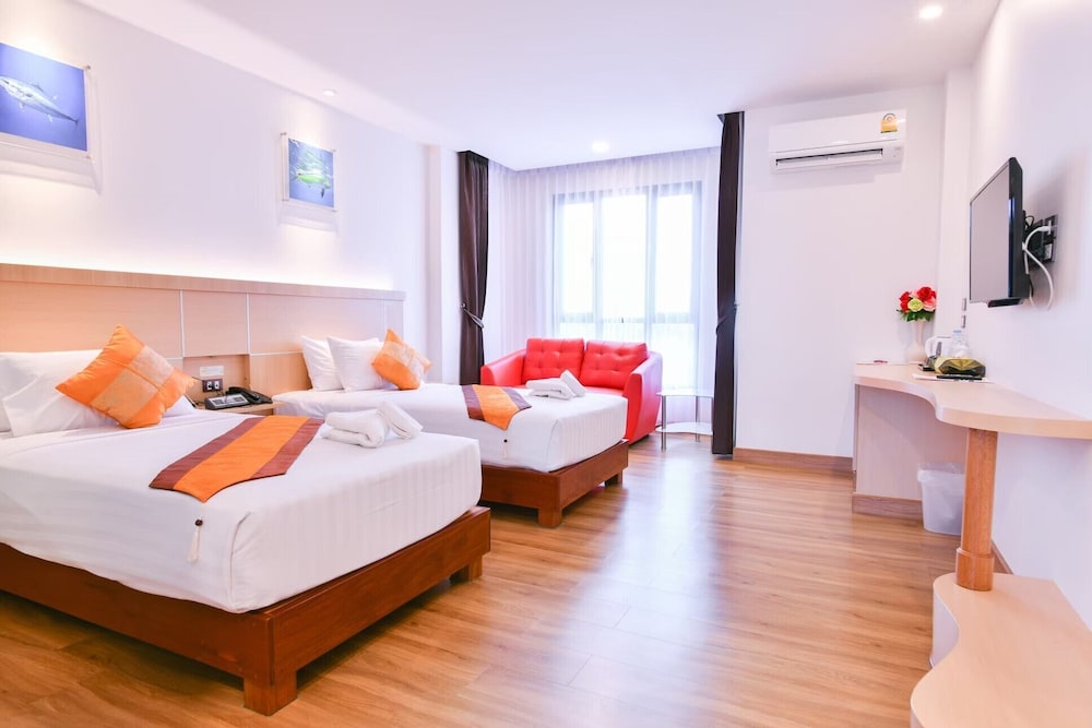 Marlin Hotel 22/63