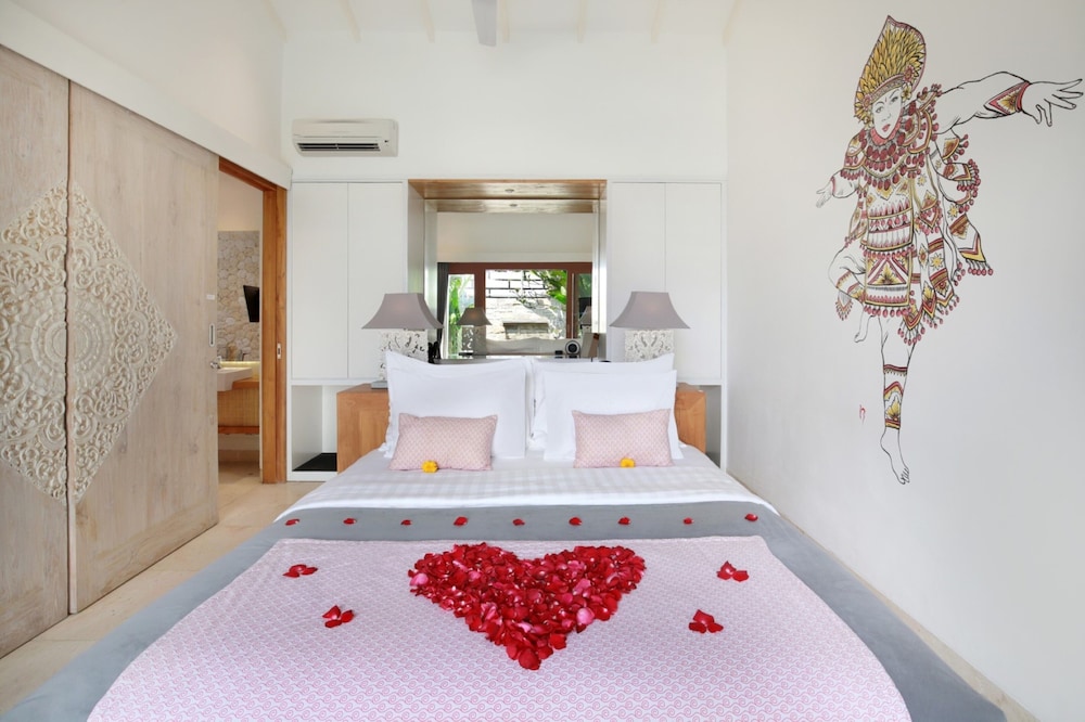 The Jimbaran Beach Villa by Ini Vie Hospitality 13/50