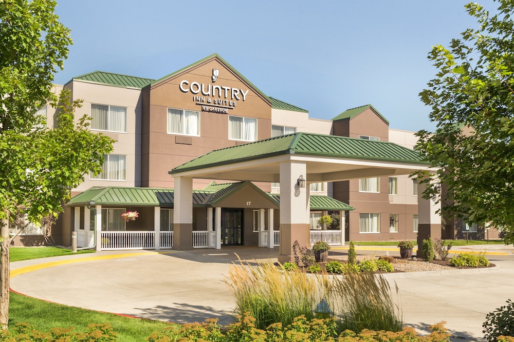 Country Inn and Suites by Radisson Council Bluffs IA 3/30