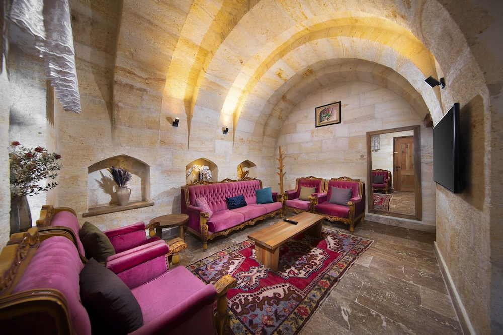 Ayazma Cave Hotel 31/50