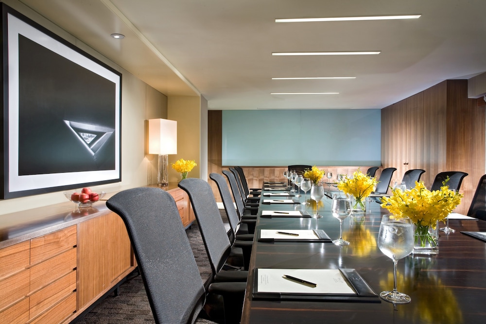 Ascott Raffles Place Singapore 34/35