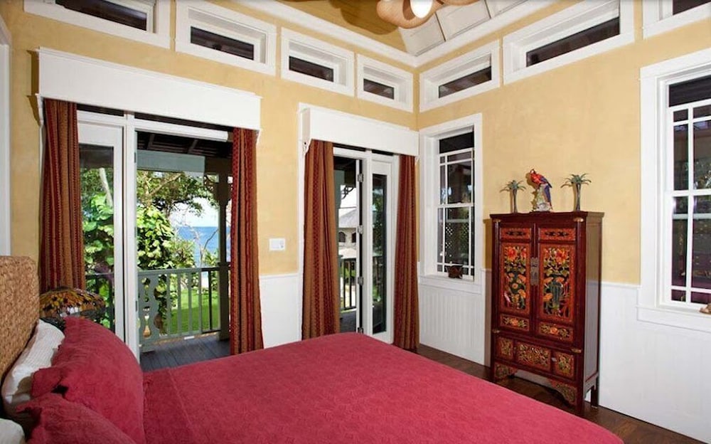 Hermosa Cove Villa Resort and Suites 20/39