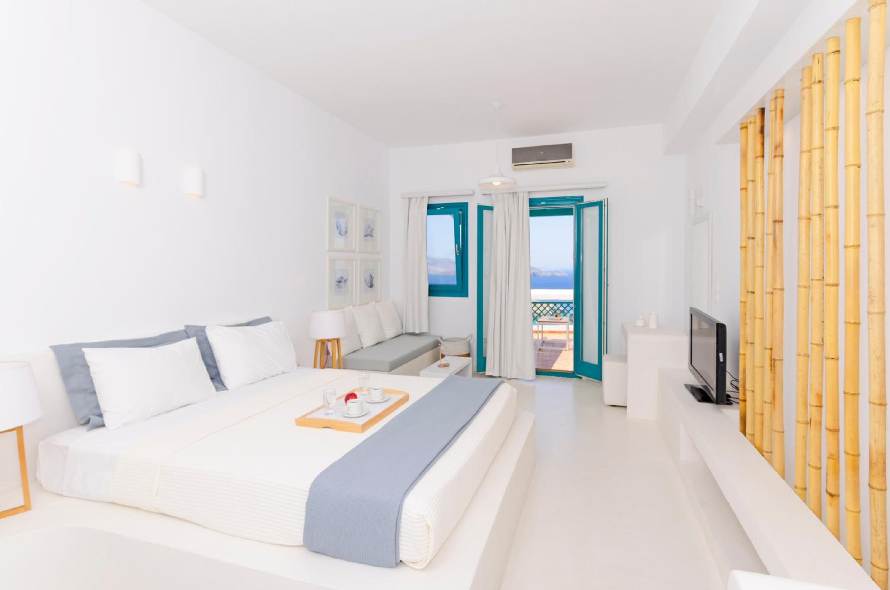 Astypalaia Palace Hotel 6/98