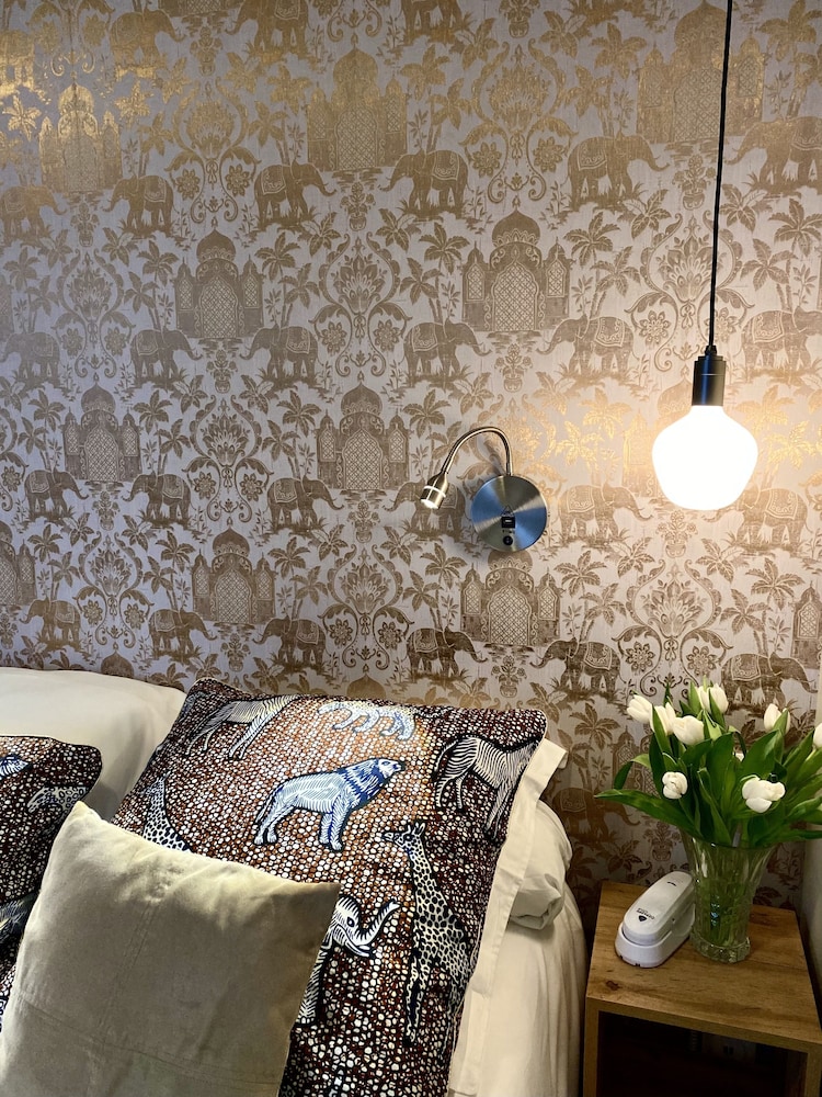 Hotel Moderna 4/50