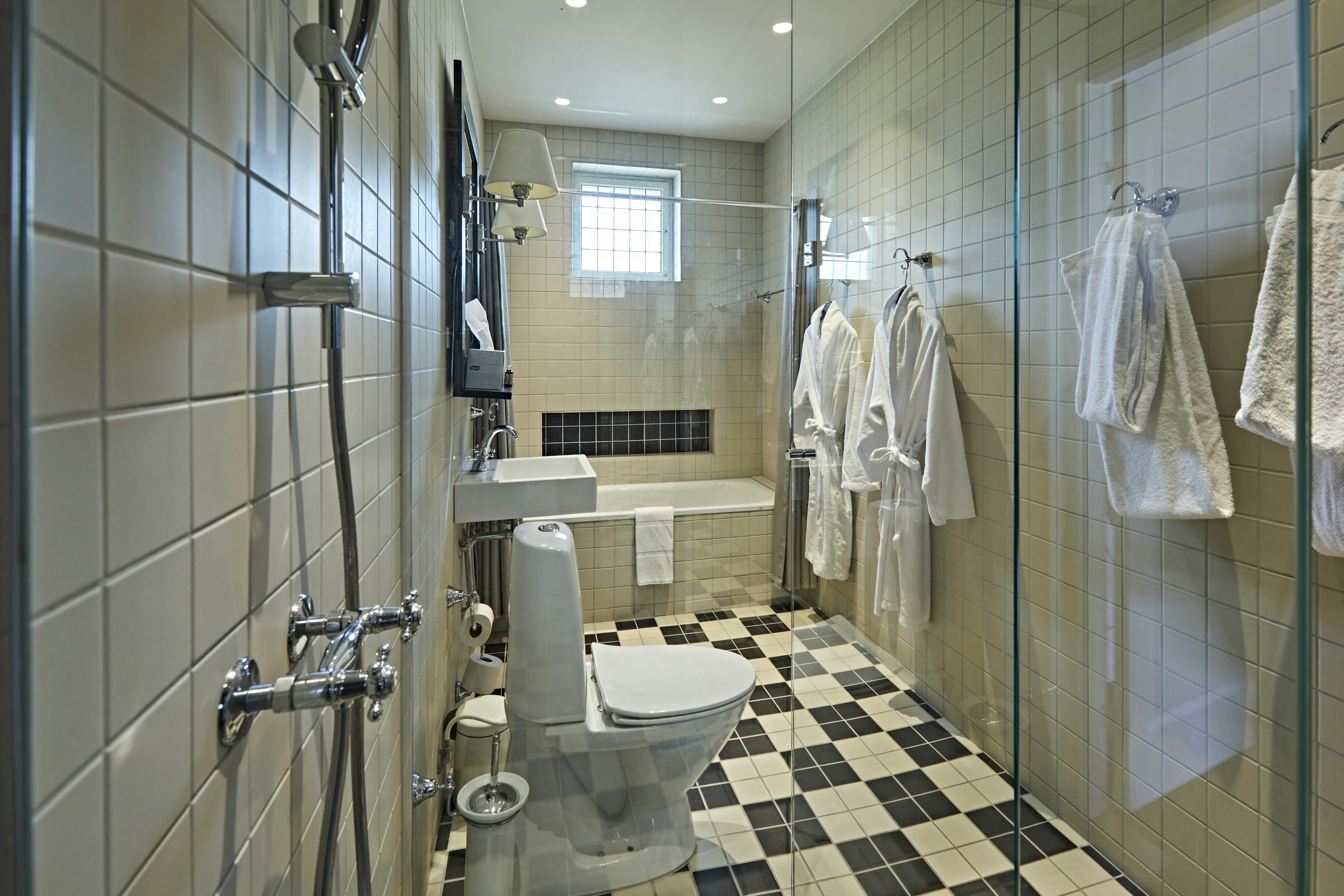 First Hotel Grand Odense 82/82