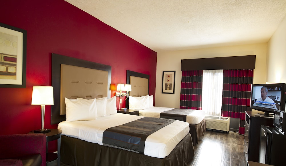 Upgrade, Standard, 2 Queen Beds