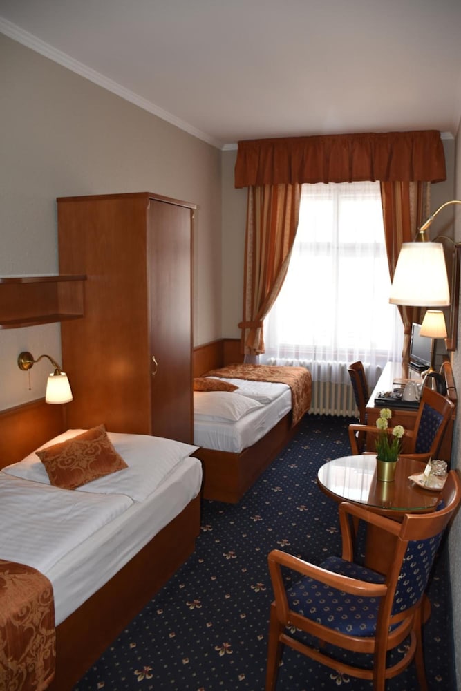 Hotel Arbes 8/48
