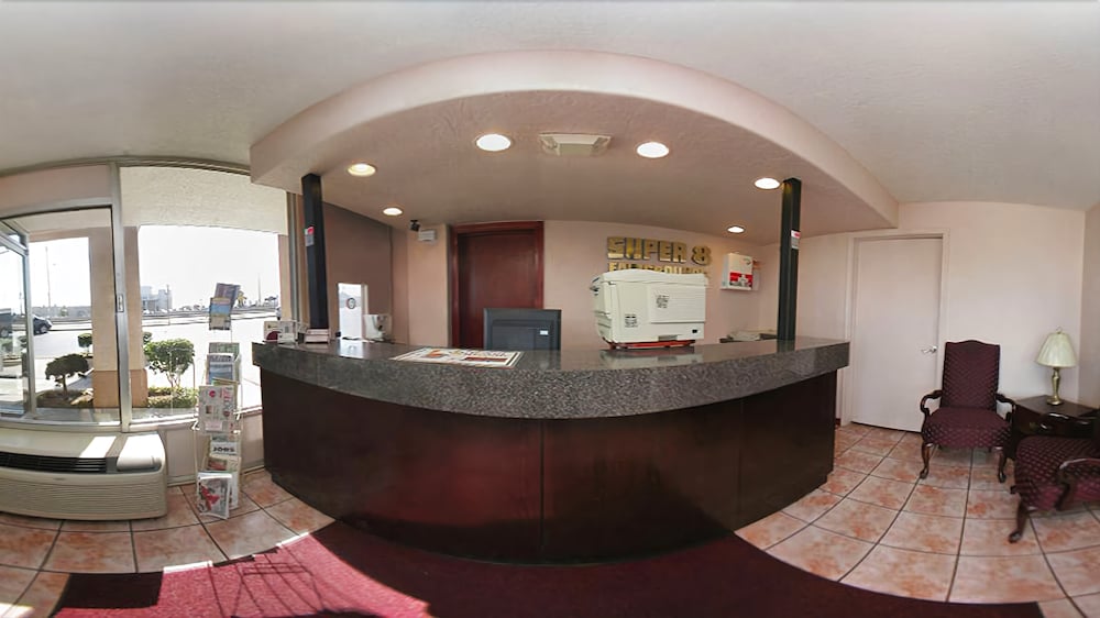 Super 8 By Wyndham Oklahoma Fairgrounds 3/20
