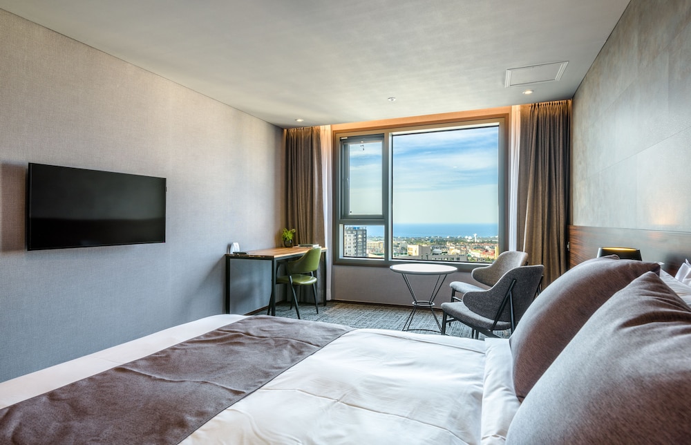 Hotel With Jeju 32/43